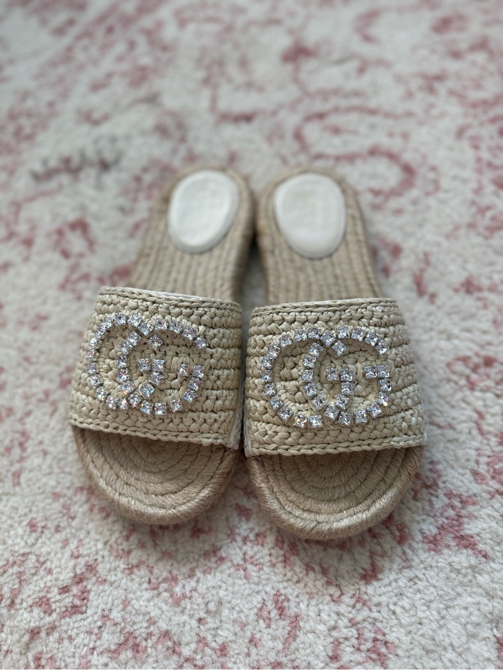 Gucci Cora Bling Sandals

Cora crystal-embellished raffia espadrille sandals